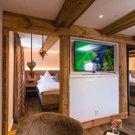 Gaestehof Flora 아파트 *